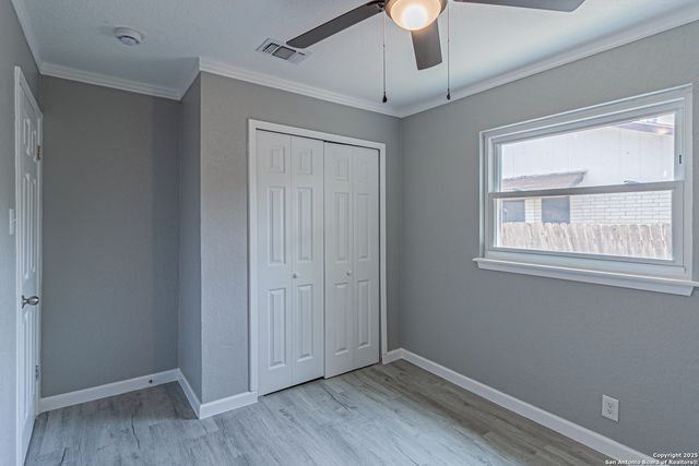 326 Renee Dr, Converse, TX 78109