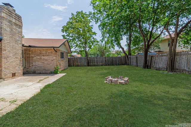 326 Renee Dr, Converse, TX 78109