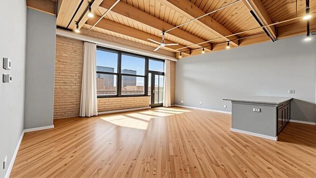 1040 W Adams Street 333, Chicago, IL 60607