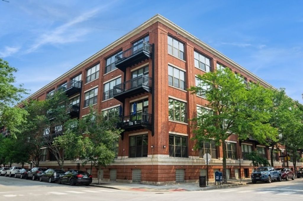 1040 W Adams Street 333, Chicago, IL 60607