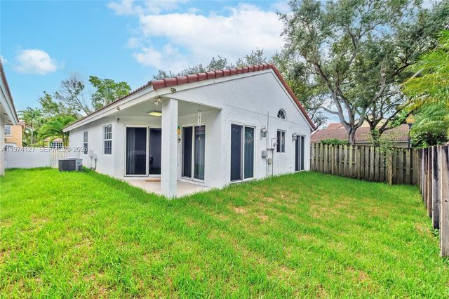 1361 Seagrape Circle, Weston, FL 33326