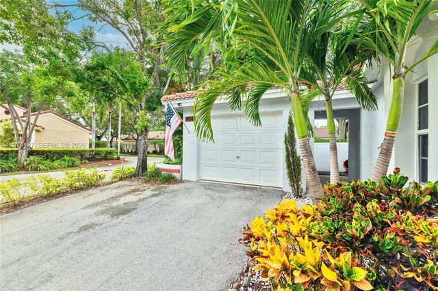 1361 Seagrape Circle, Weston, FL 33326