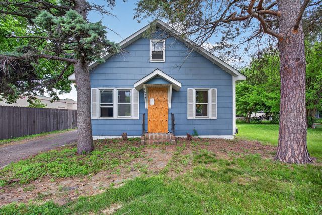 7624 68th Avenue N, Brooklyn Park, MN 55428