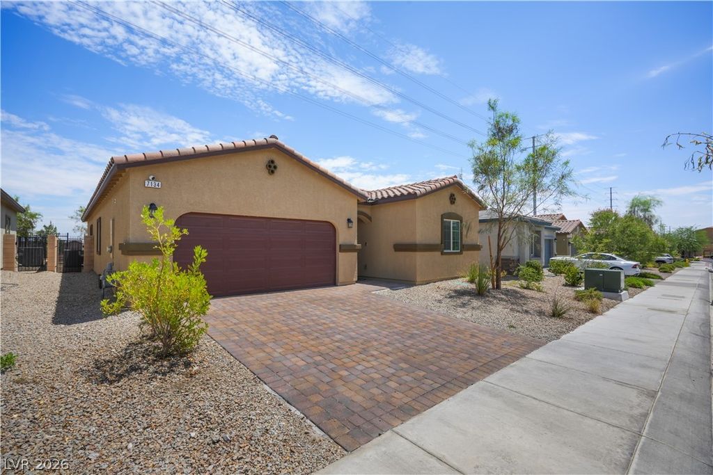 7134 Liberty Landing Street, Las Vegas, NV 89166 — exterior