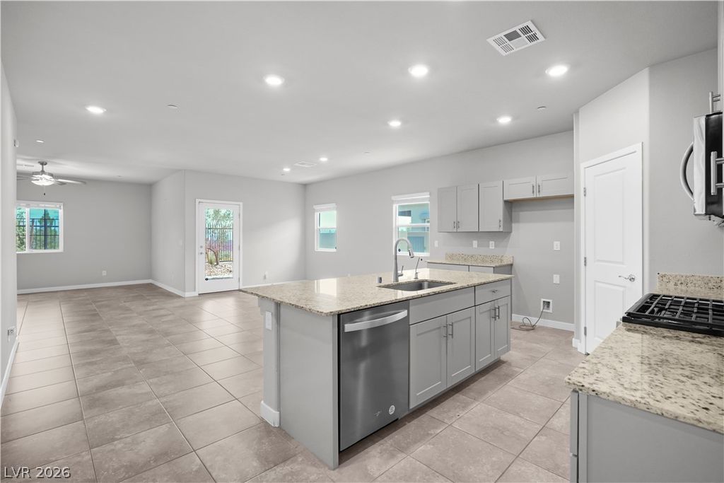 7134 Liberty Landing Street, Las Vegas, NV 89166 — photo 4