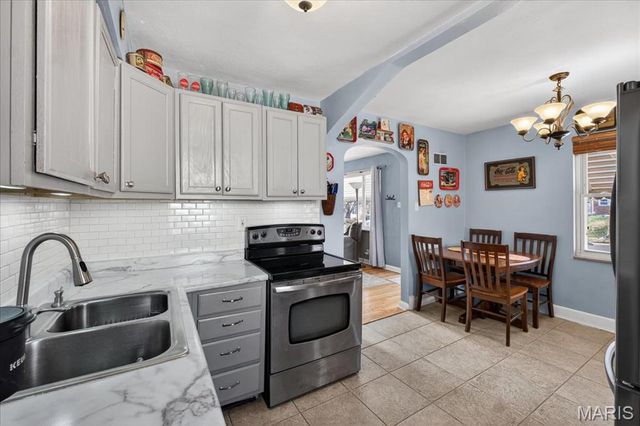 9312 Aster Avenue, Affton, MO 63123