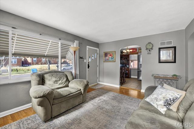 9312 Aster Avenue, Affton, MO 63123