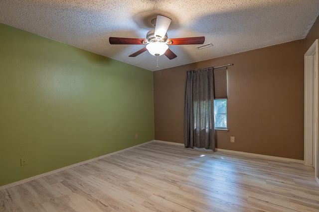 1806 Rosewood Lane, Elkins, AR 72727