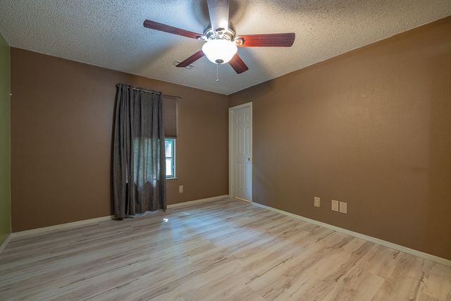 1806 Rosewood Lane, Elkins, AR 72727