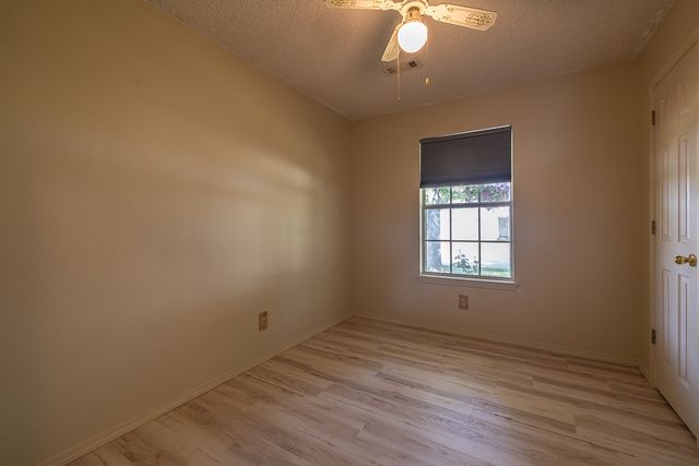 1806 Rosewood Lane, Elkins, AR 72727
