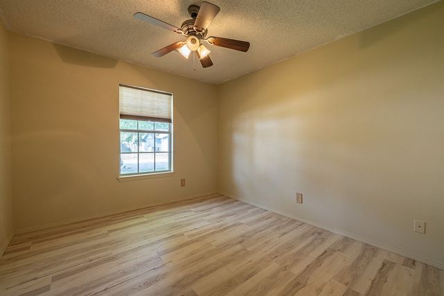 1806 Rosewood Lane, Elkins, AR 72727