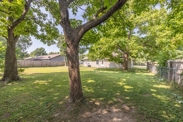 1806 Rosewood Lane, Elkins, AR 72727