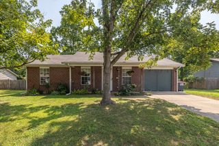 1806 Rosewood Lane, Elkins, AR 72727