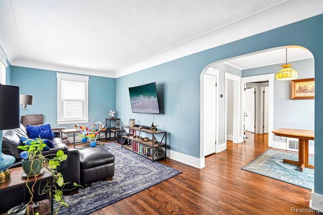 3227 Grayson Street, Ferndale, MI 48220