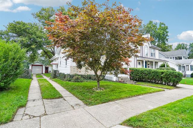 3227 Grayson Street, Ferndale, MI 48220