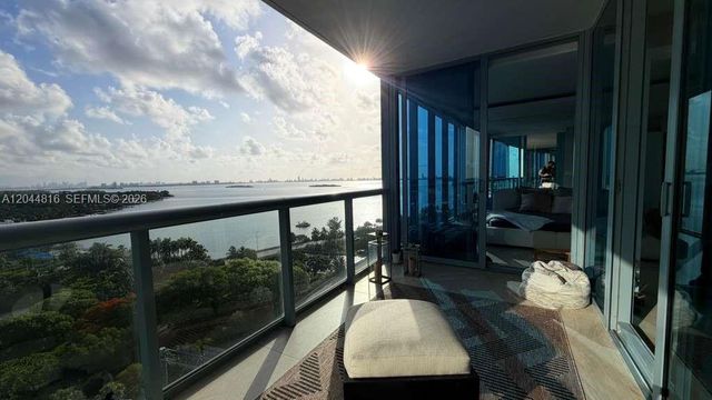 601 NE 36th Street 1306, Miami, FL 33137
