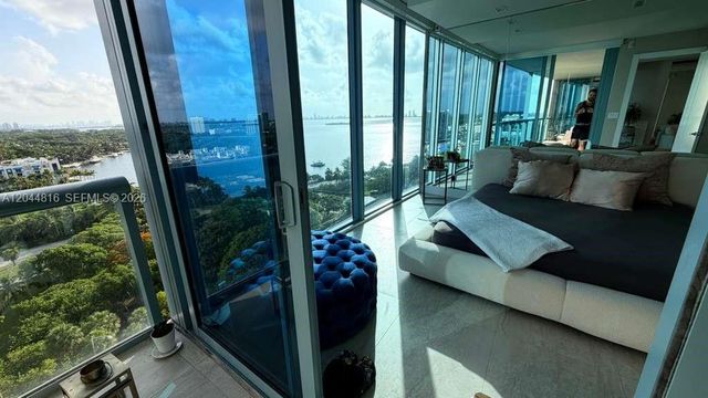 601 NE 36th Street 1306, Miami, FL 33137
