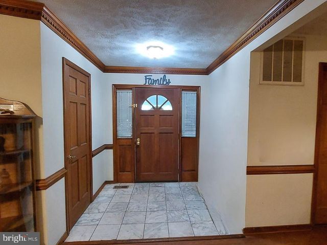 311 YORKTOWN BLVD, Locust Grove, VA 22508