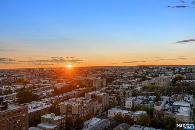 1600 Parker Avenue 20J, Fort Lee, NJ 07024