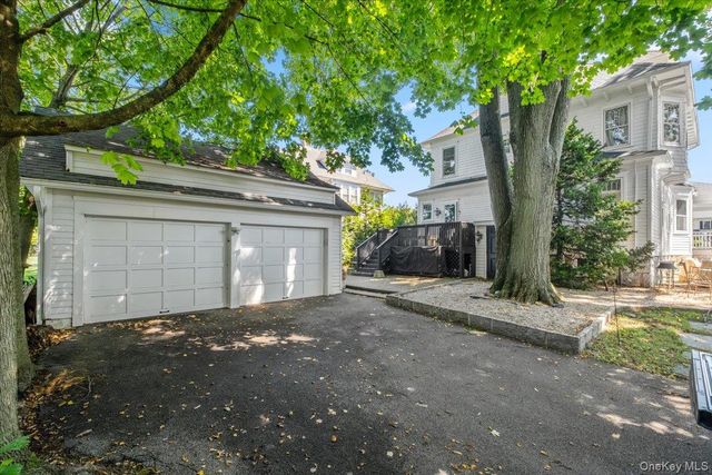 80 Argyll Avenue, New Rochelle, NY 10804