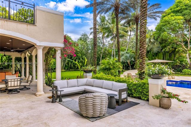 5250 Snapper Creek Rd, Coral Gables, FL 33156