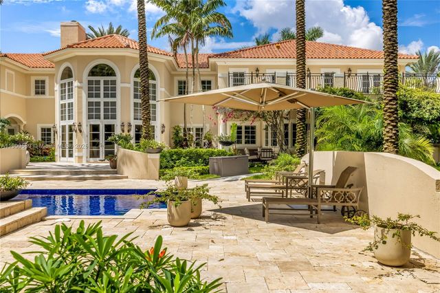 5250 Snapper Creek Rd, Coral Gables, FL 33156