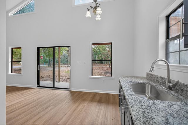 105 E Renoir Road, Defuniak Springs, FL 32433