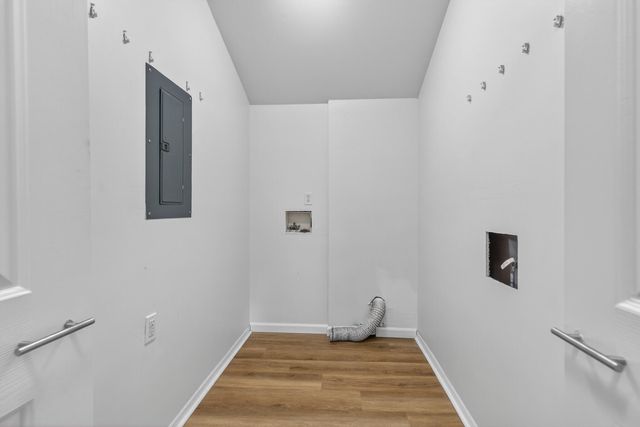 105 E Renoir Road, Defuniak Springs, FL 32433