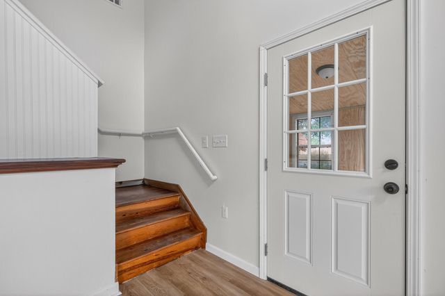 105 E Renoir Road, Defuniak Springs, FL 32433