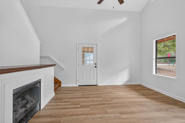 105 E Renoir Road, Defuniak Springs, FL 32433