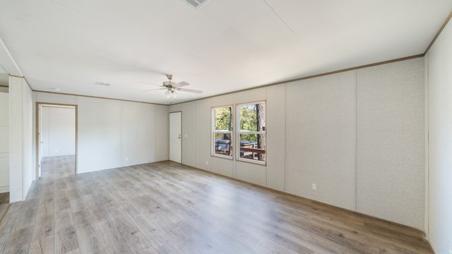 207 Woody Drive, Mabank, TX 75156