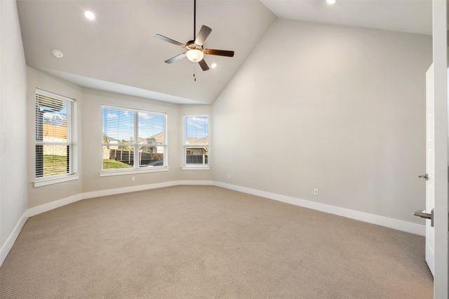 2104 Prairie Oaks DR, Georgetown, TX 78628