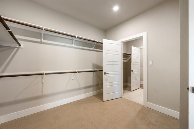 2104 Prairie Oaks DR, Georgetown, TX 78628