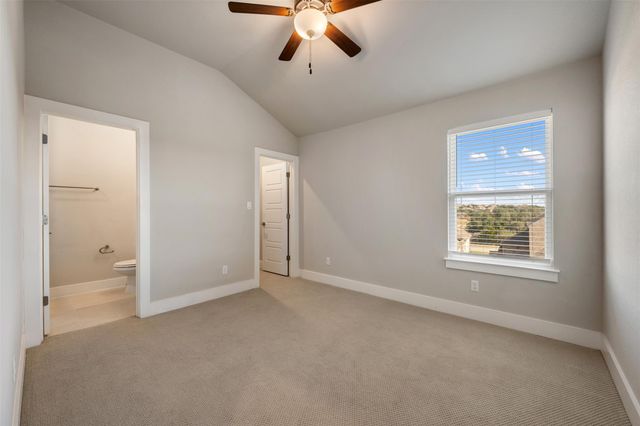 2104 Prairie Oaks DR, Georgetown, TX 78628