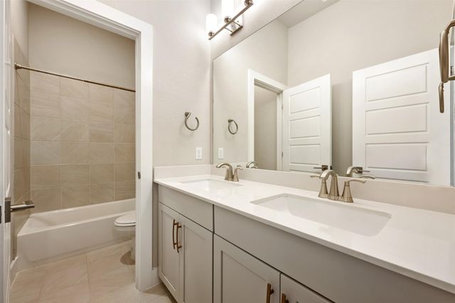 2104 Prairie Oaks DR, Georgetown, TX 78628