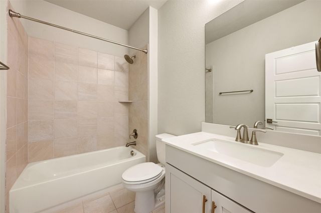 2104 Prairie Oaks DR, Georgetown, TX 78628