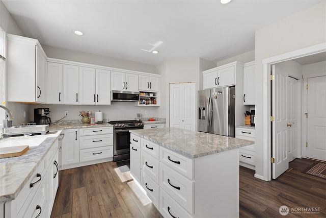 6410 63rd Street W, University Place, WA 98467