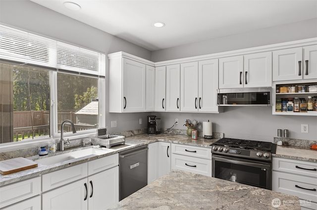 6410 63rd Street W, University Place, WA 98467