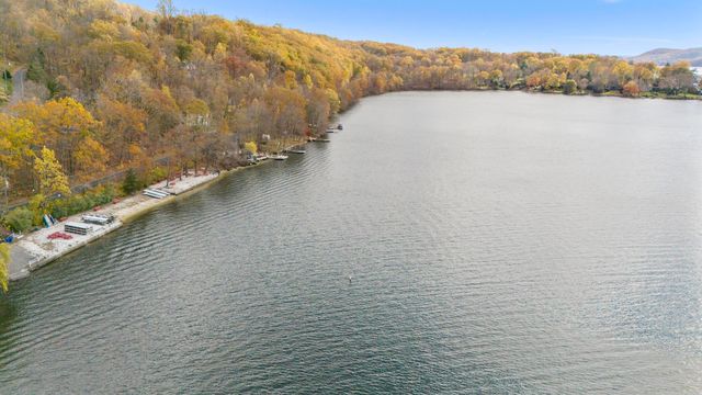 10 Juniper Drive, New Milford, CT 06776