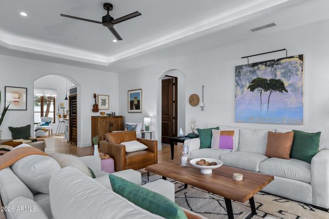 1777 W OCOTILLO Road 16, Chandler, AZ 85248