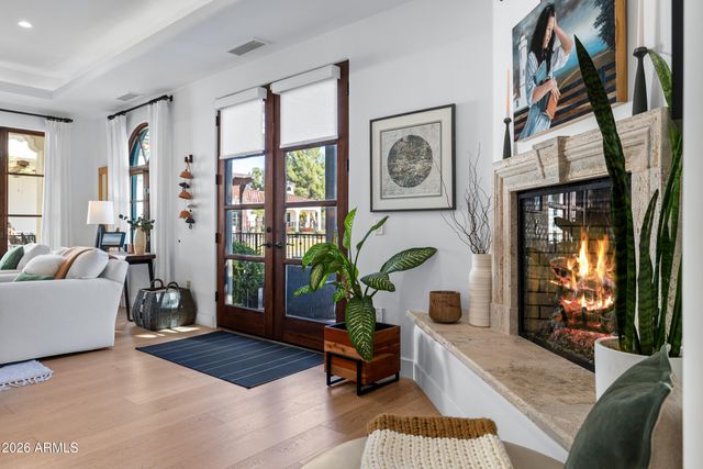 1777 W OCOTILLO Road 16, Chandler, AZ 85248