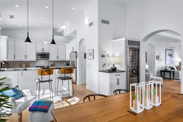 1777 W OCOTILLO Road 16, Chandler, AZ 85248