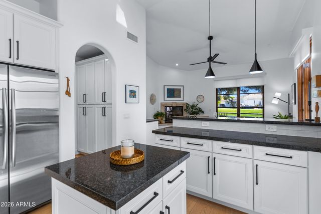 1777 W OCOTILLO Road 16, Chandler, AZ 85248