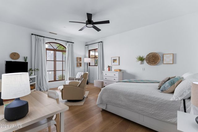 1777 W OCOTILLO Road 16, Chandler, AZ 85248