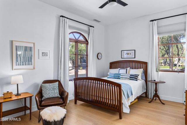 1777 W OCOTILLO Road 16, Chandler, AZ 85248