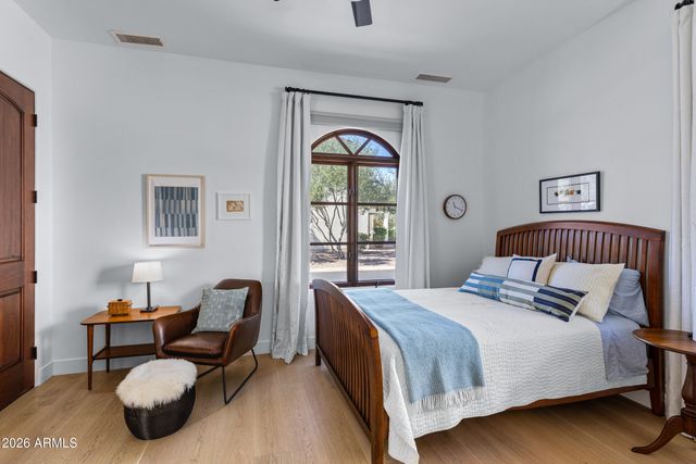 1777 W OCOTILLO Road 16, Chandler, AZ 85248