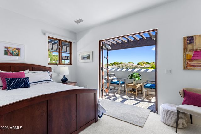 1777 W OCOTILLO Road 16, Chandler, AZ 85248