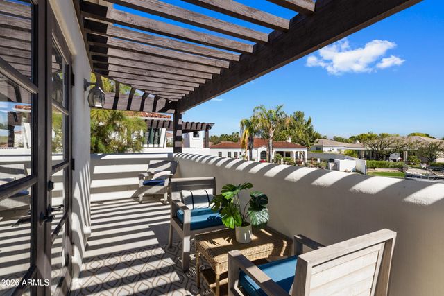 1777 W OCOTILLO Road 16, Chandler, AZ 85248