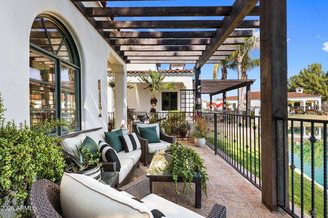 1777 W OCOTILLO Road 16, Chandler, AZ 85248