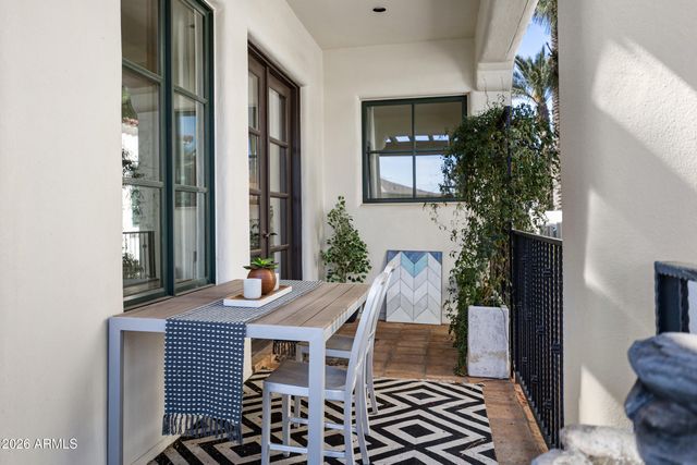 1777 W OCOTILLO Road 16, Chandler, AZ 85248